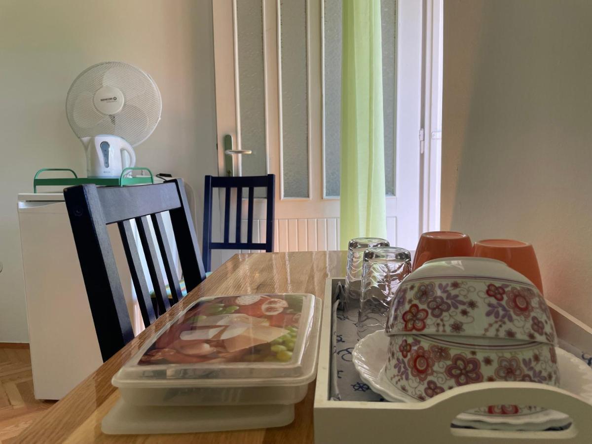 Hvar Guesthouse - Double Bedroom With Private Bathroom Jelsa  Zewnętrze zdjęcie