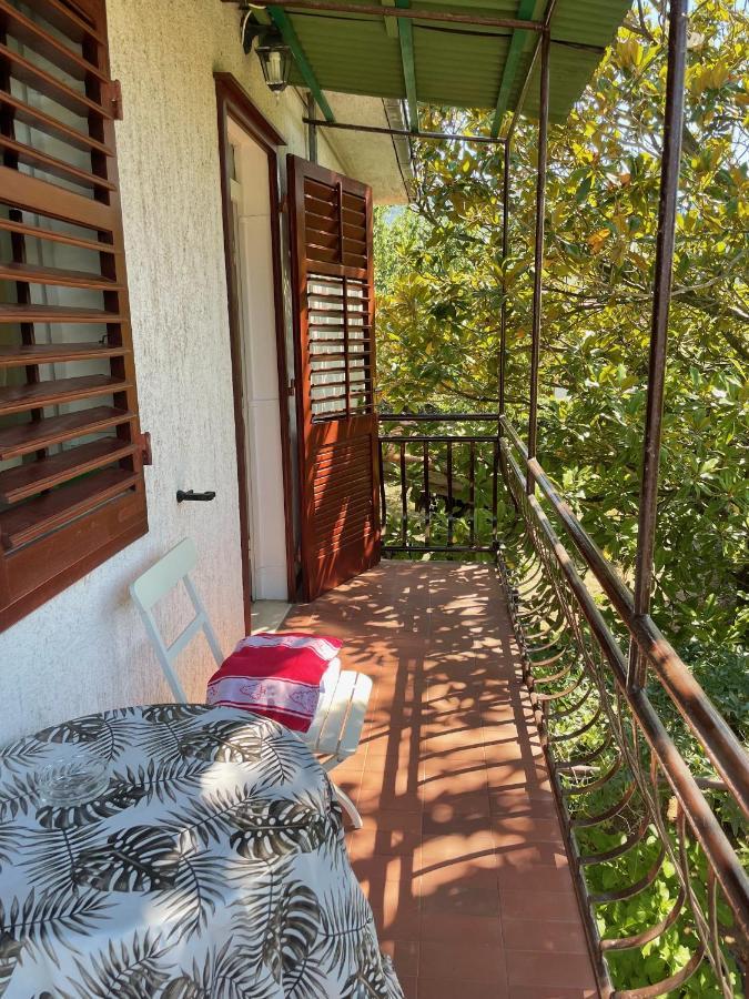 Hvar Guesthouse - Double Bedroom With Private Bathroom Jelsa  Zewnętrze zdjęcie